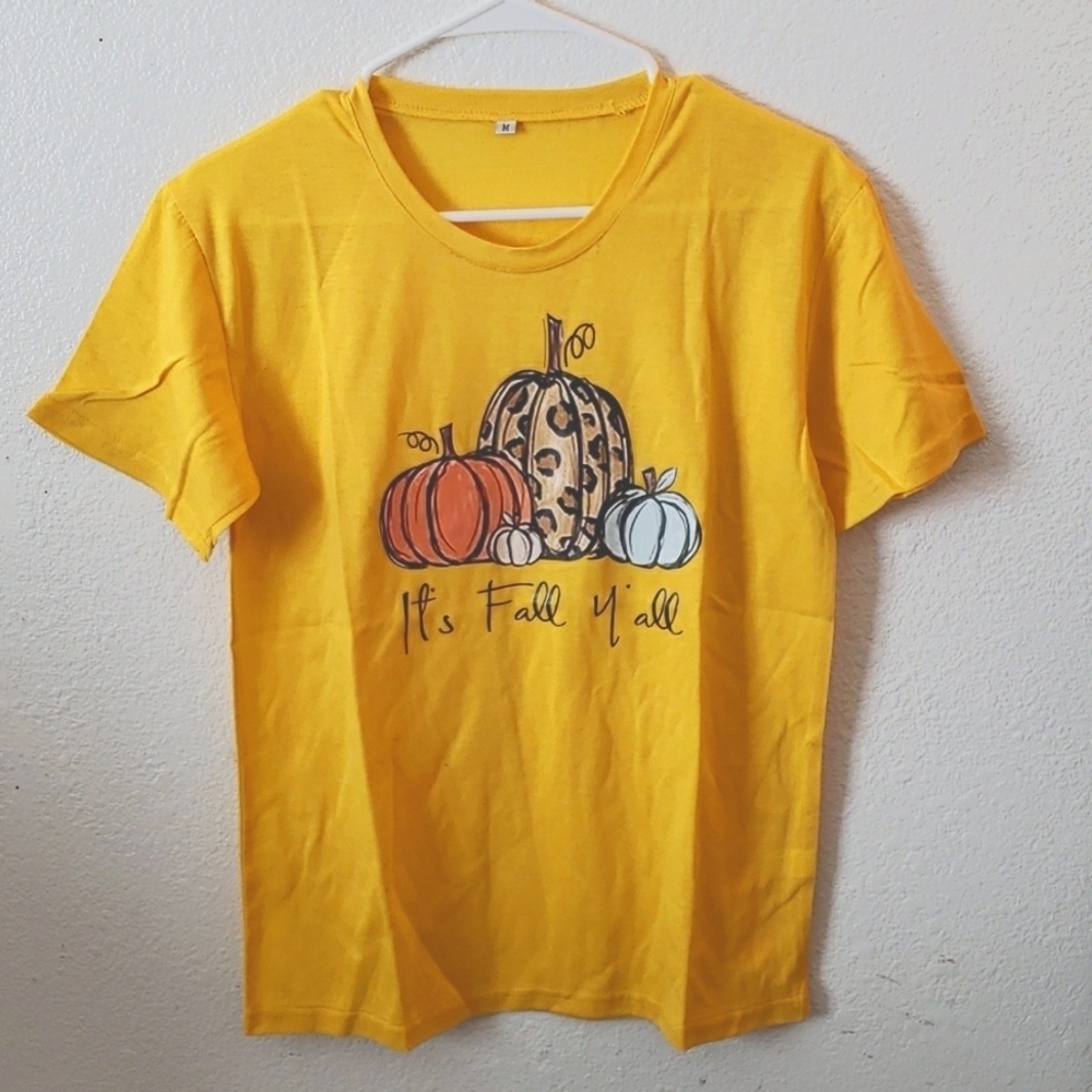 It's Fall Y'all Yellow Short Sleeve T-shirt w/a Trio of Pumpkin Size M